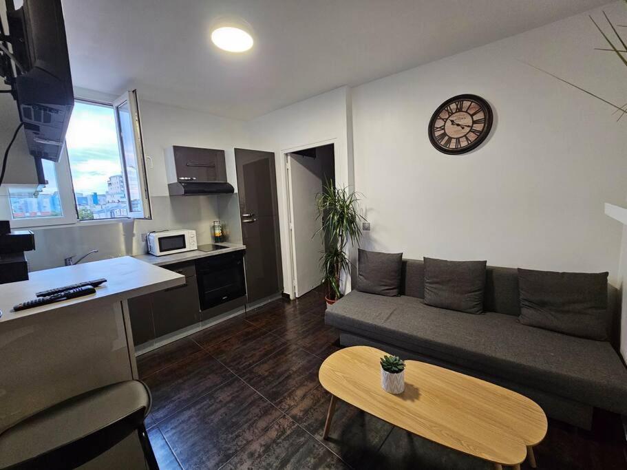 Appartement Proche Metro Paris Пантен Экстерьер фото